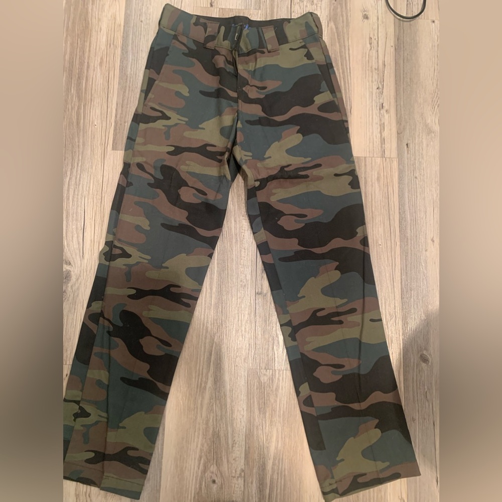DICKIES Brand new w/o tags! size 29x30. Never worn! Perfect condition